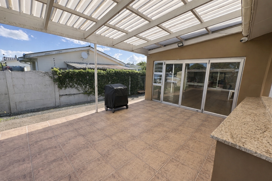 4 Bedroom Property for Sale in Gonubie Eastern Cape